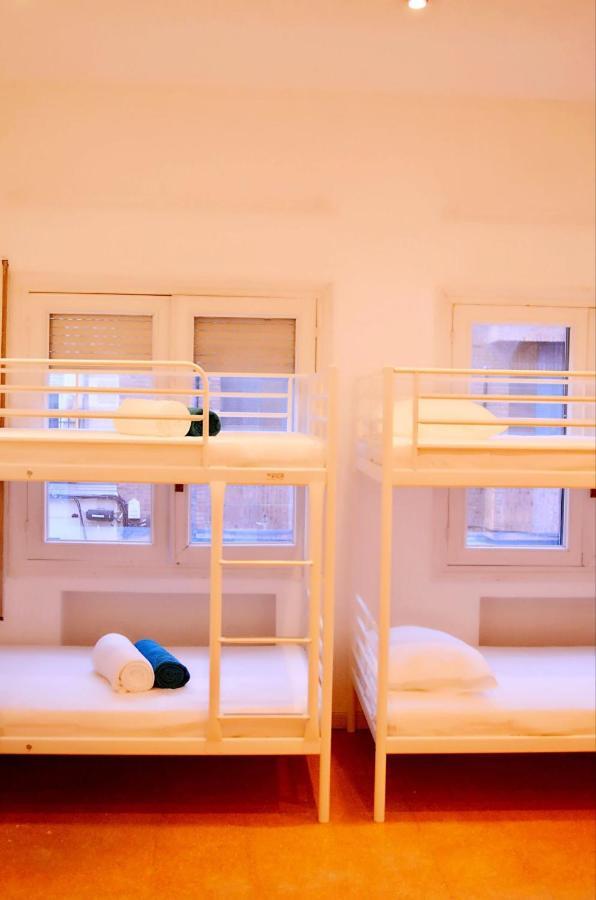 Hostel 18 Madrid Exteriér fotografie